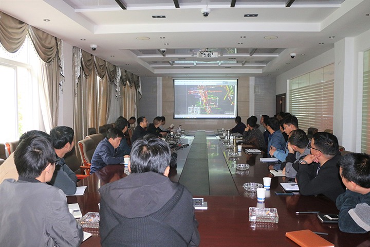 集团党委副书记、、工会主席王鑫到天井煤矿开展清静生产大检查