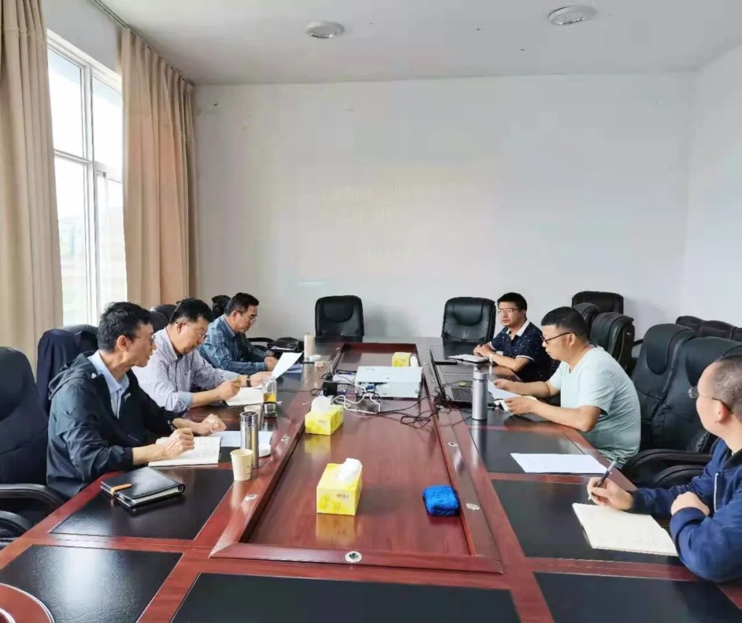 云煤集团专职外部董事寸延峰、、、孔君赴云南东源罗平东城煤矿有限公司调研