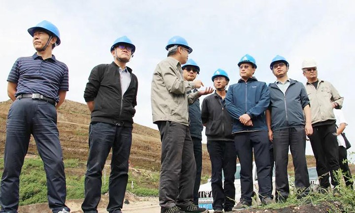 集团党委委员、副总司理张清一行赴先锋煤业调研