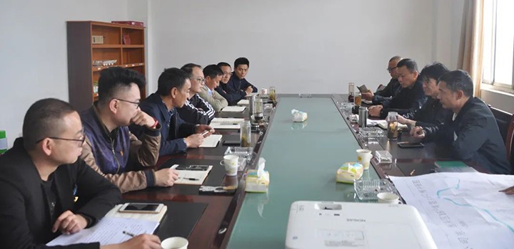 曲灸愿茉淳、麒麟区能源局一行到陆东煤矿公司开展清静生产督查事情