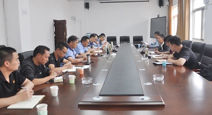 【简讯】曲灸愿茉淳值匙槌稍、副局长龙光伟到陆东煤矿公司调研、威信煤炭公司篮球队荣获麟凤镇篮球运动会亚军