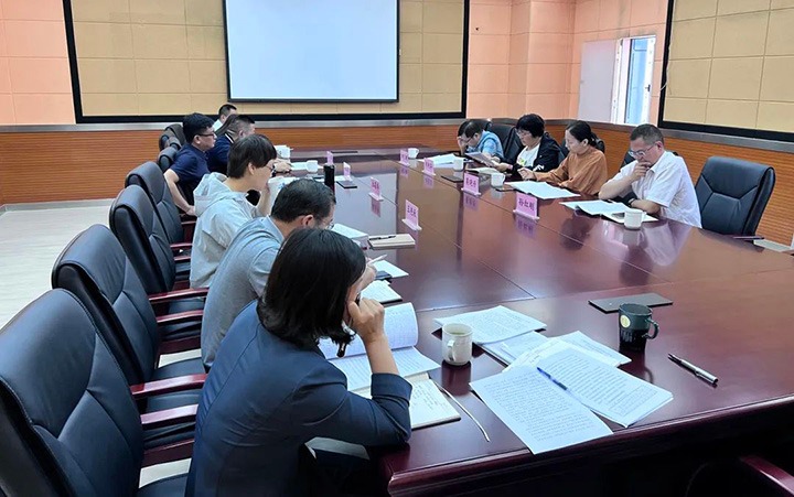 云煤（尊龙Z6官方网站）集团党委委员、财务总监莫晓丹到云煤矿业调研