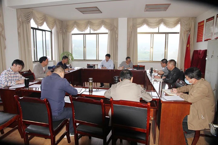 【专项行动】集团党委副书记、、工会主席王鑫到后所煤矿公司、、东源恒鼎公司、、东源救援队指导专题民主生涯会