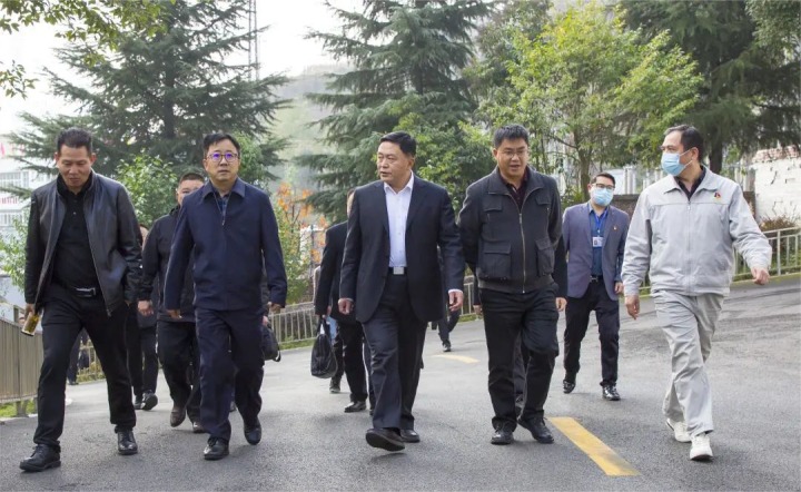 国家矿山安监局云南局党组书记、局长蔡建军到云南东源镇雄煤业有限公司调研