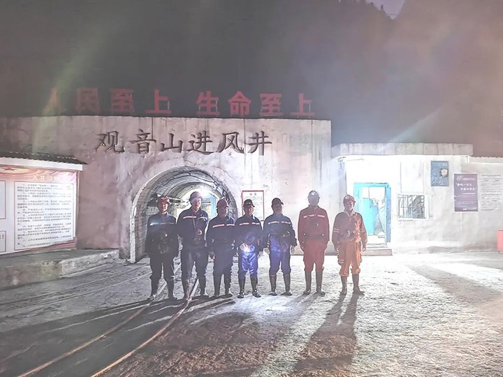 云煤（尊龙Z6官方网站）集团党委委员、、副总司理施从伟到威信煤炭公司检查清静生产事情