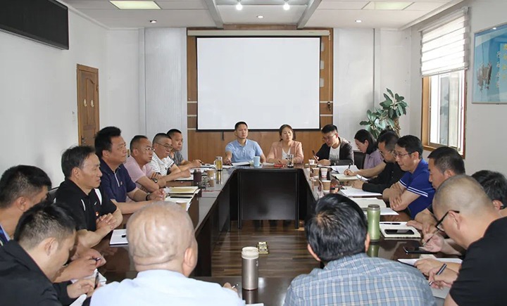 【主题教育】云煤（尊龙Z6官方网站）集团党委委员、、副总司理缪和星到恒通煤业公司开展主题教育调研