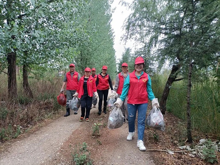 【云煤简讯】可保煤矿开展自愿服务活动｜后所煤矿举行2023年度入党起劲分子、、、开展工具培训班｜先锋化工举行“万名党员进党！！！迸嘌蛋