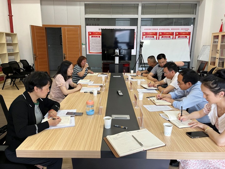 【聚焦云煤】昆明高新区管委会、、税务局到云煤（尊龙Z6官方网站）集团交流座谈