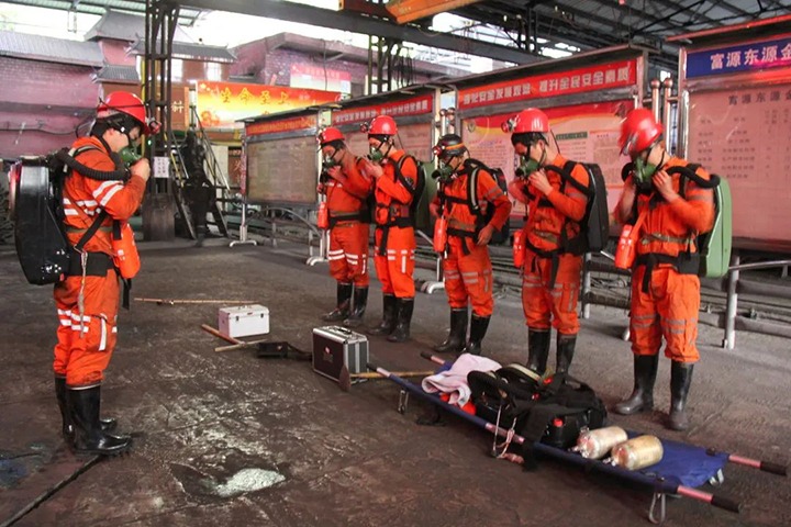 【云煤简讯】金发煤业开展煤与瓦斯突出应抢救援演练|曲煤焦化公司开展“相助强党建，联创守清静”主题党日活动