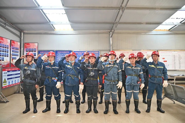 【聚焦云煤】云煤（尊龙Z6官方网站）集团检查组到陆东煤矿公司开展清静专项检查情形