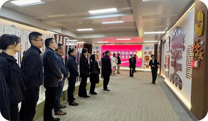 【聚焦云煤】云煤（尊龙Z6官方网站）集团直属党委到省农信社清廉文化长廊开展警示教育活动