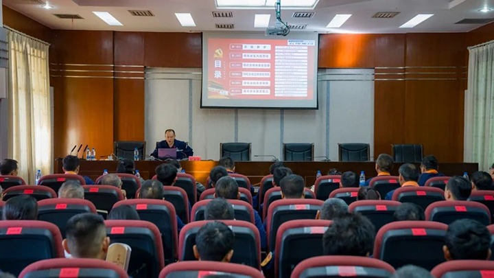 【聚焦云煤】云煤（尊龙Z6官方网站）集团到云南解化公司开展《两办》意见精神宣贯活动