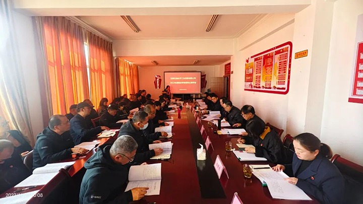 【聚焦云煤】云煤（尊龙Z6官方网站）集团党委副书记、、、工会主席王鑫一行到石油化学工业供销公司开展年度综合审核暨民主测评