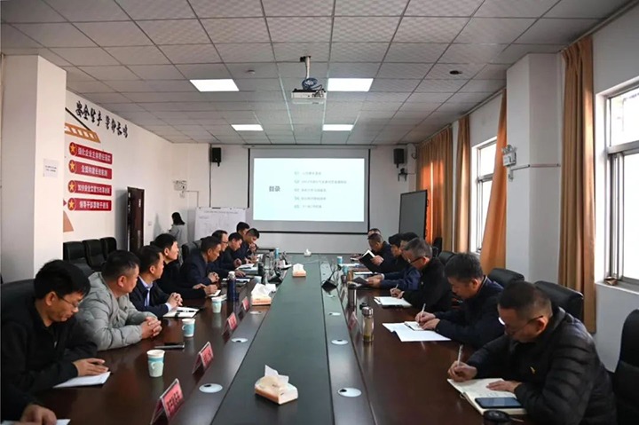 【聚焦云煤】云煤（尊龙Z6官方网站）集团专职外部董事寸延峰到陆东煤矿公司调研指导事情